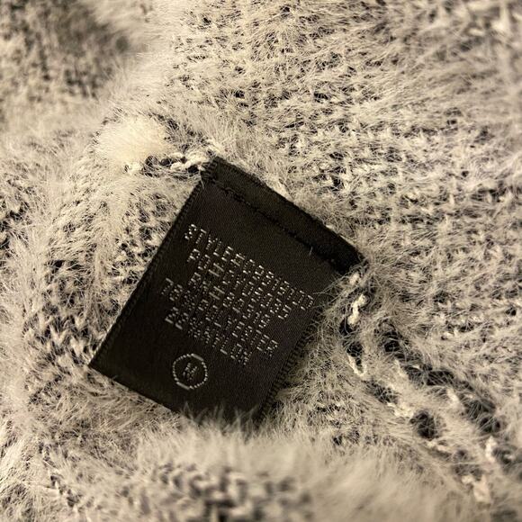 Cyrus Buffalo Check Fuzzy Sweater - Picture 6 of 7